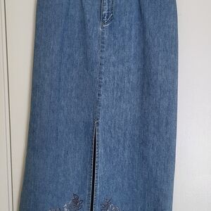 Liz Claiborne Blue Denim Skirt with Floral Embroidery